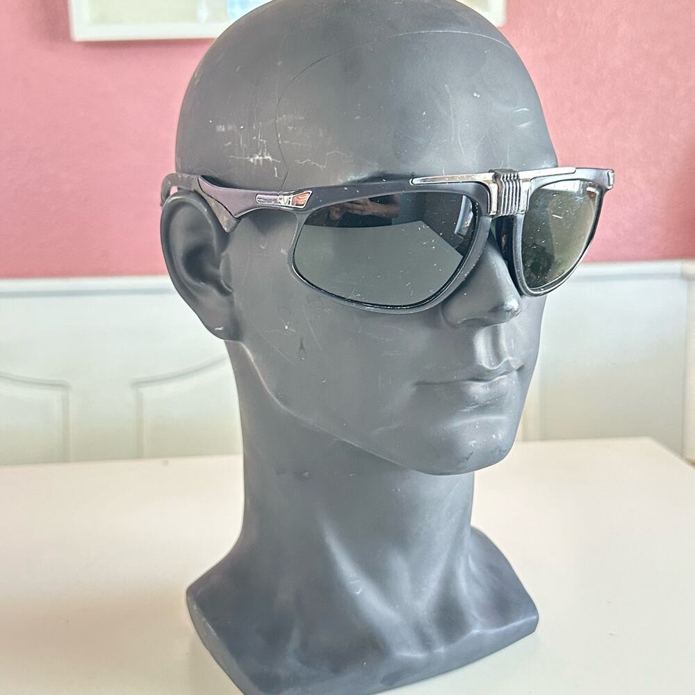 Vintage CEBE France sunglasses Depose Square frame black READ